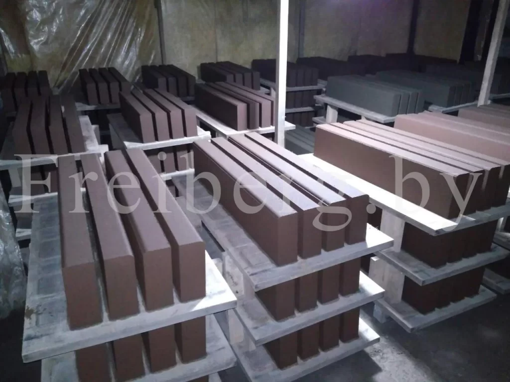 Борт тротуарный 1000*200*80 коричневый